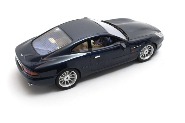Aston Martin Aston Martin DB7 Coupe 1999 - 1:18 - Cult Scale Models