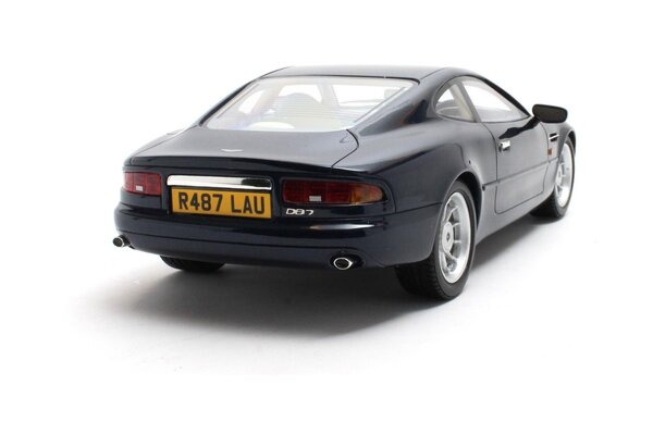 Aston Martin Aston Martin DB7 Coupe 1999 - 1:18 - Cult Scale Models