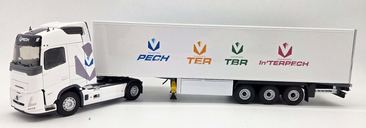 Volvo Volvo FH Aero Truck 4x2 + Semi Curtainside Trailer 3 Axle 'Pech Transports' 2024 - 1:43 - Eligor