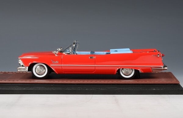 Chrysler Chrysler Imperial Crown Convertible Open 1957 (Single Headlight) - 1:43 - GLM (Great Lighting Models)