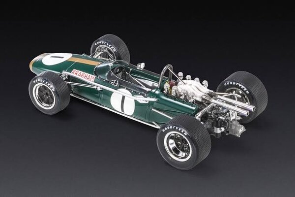 Formule 1 Brabham BT24 Repco #1 2nd GP Mexico 1967 J.Brabham + Showcase - 1:18 - GP Replicas Formule 1 Brabham BT24 Repco #1 2nd GP Mexico 1967 J.Brabham + Showcase - 1:18 - GP Replicas