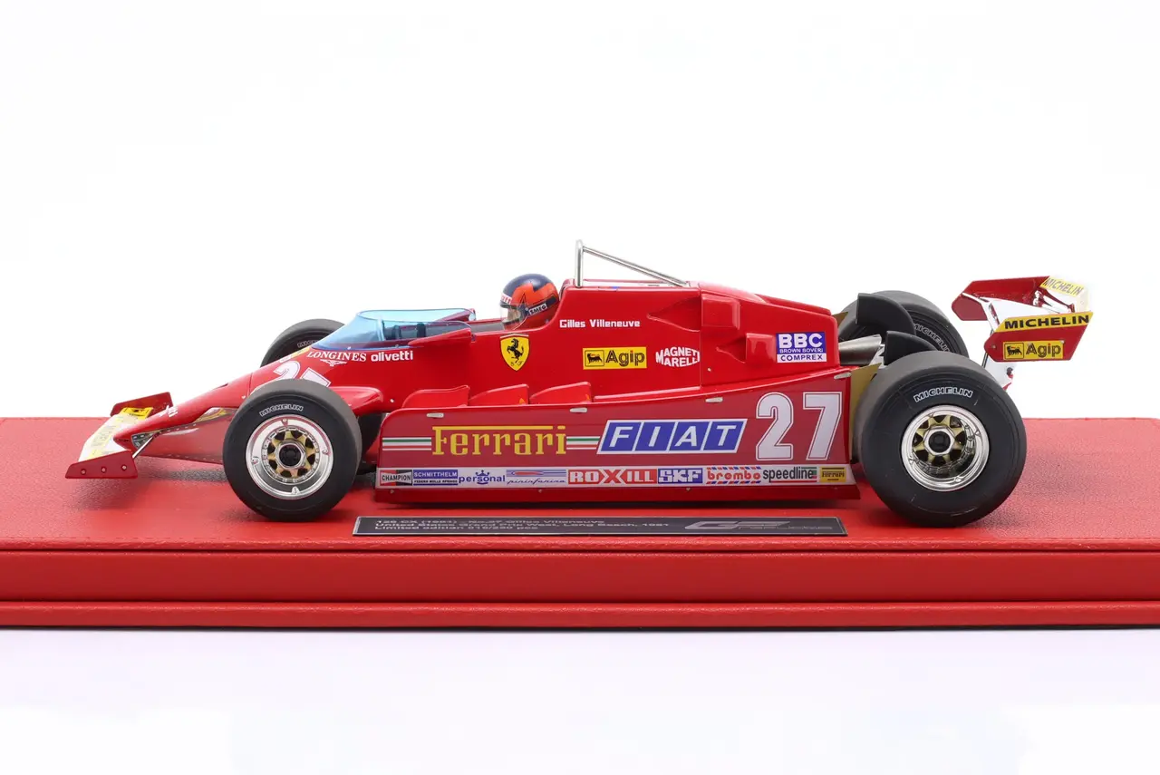 Formule 1 Ferrari 126CX Comprex Turbo #27 GP Ovest Long Beach USA 1991 + Pilot Figure (G.Villeneuve) + Showcase - 1:18 - GP Replicas Formule 1 Ferrari 126CX Comprex Turbo #27 GP Ovest Long Beach USA 1991 + Pilot Figure (G.Villeneuve) + Showcase - 1:18 - GP Replicas