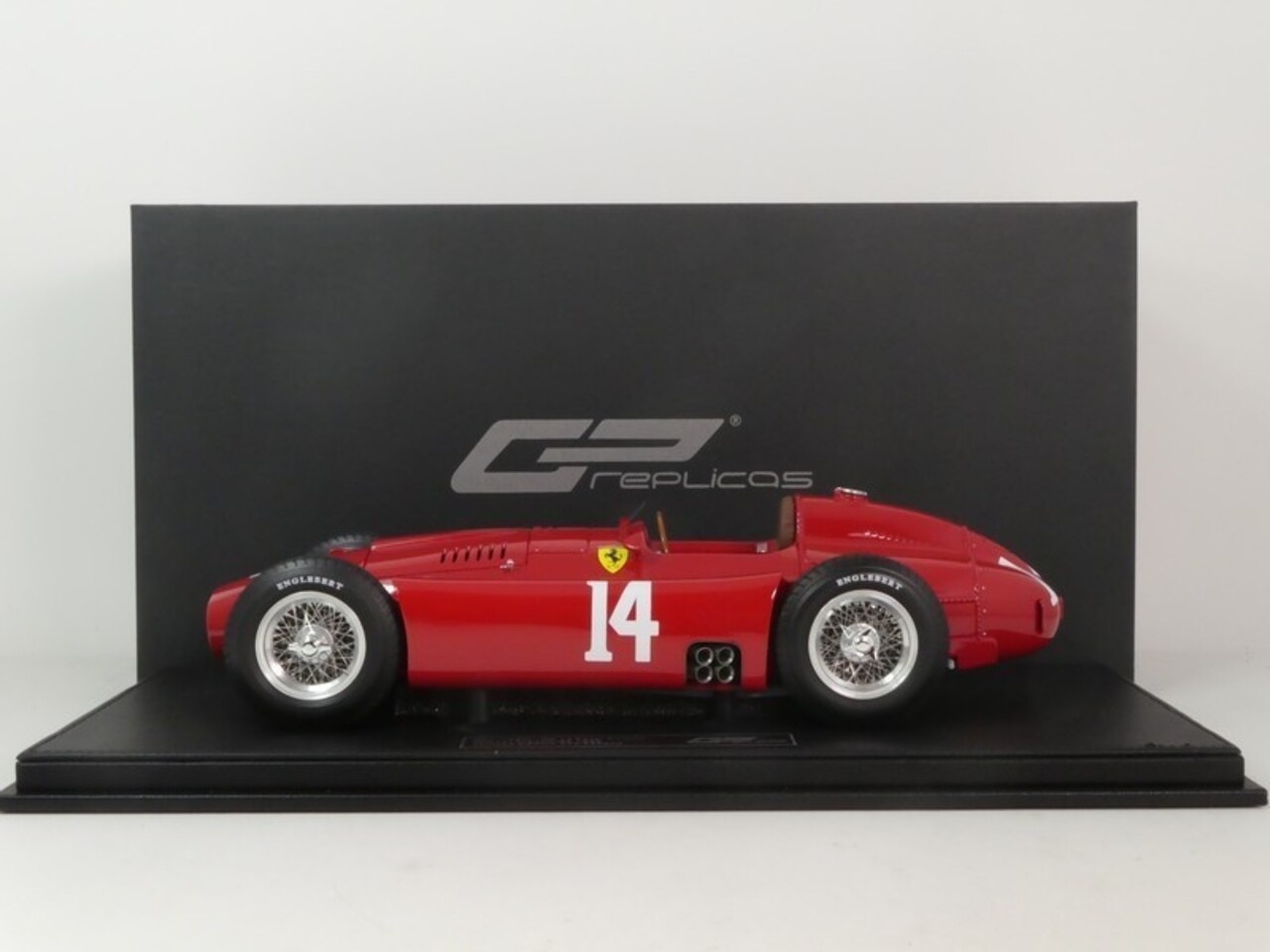 Formule 1 Ferrari D50 #14 Winner GP FRance 1956 (P. Collins) - 1:12 - GP Replicas Formule 1 Ferrari D50 #14 Winner GP FRance 1956 (P. Collins) - 1:12 - GP Replicas