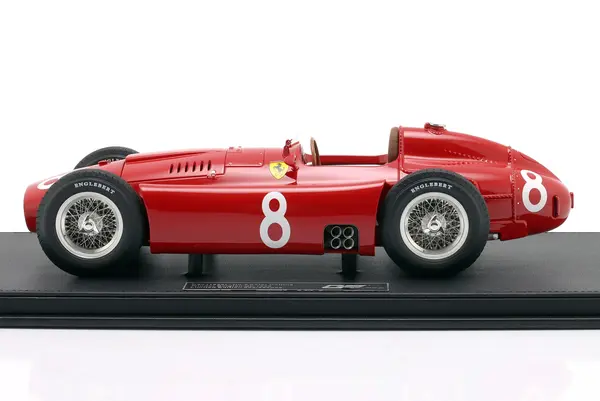 Formule 1 Ferrari D50 #8 Winner GP Belgium 1956 (P. Collins) - 1:12 - GP Replicas Formule 1 Ferrari D50 #8 Winner GP Belgium 1956 (P. Collins) - 1:12 - GP Replicas