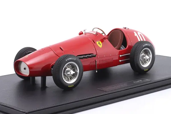 F1 Ferrari 500 F2 #10 2nd GP France 1952 (N.Farina) - 1:12 - GP Replicas