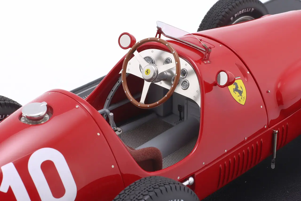 F1 Ferrari 500 F2 #10 2nd GP France 1952 (N.Farina) - 1:12 - GP Replicas