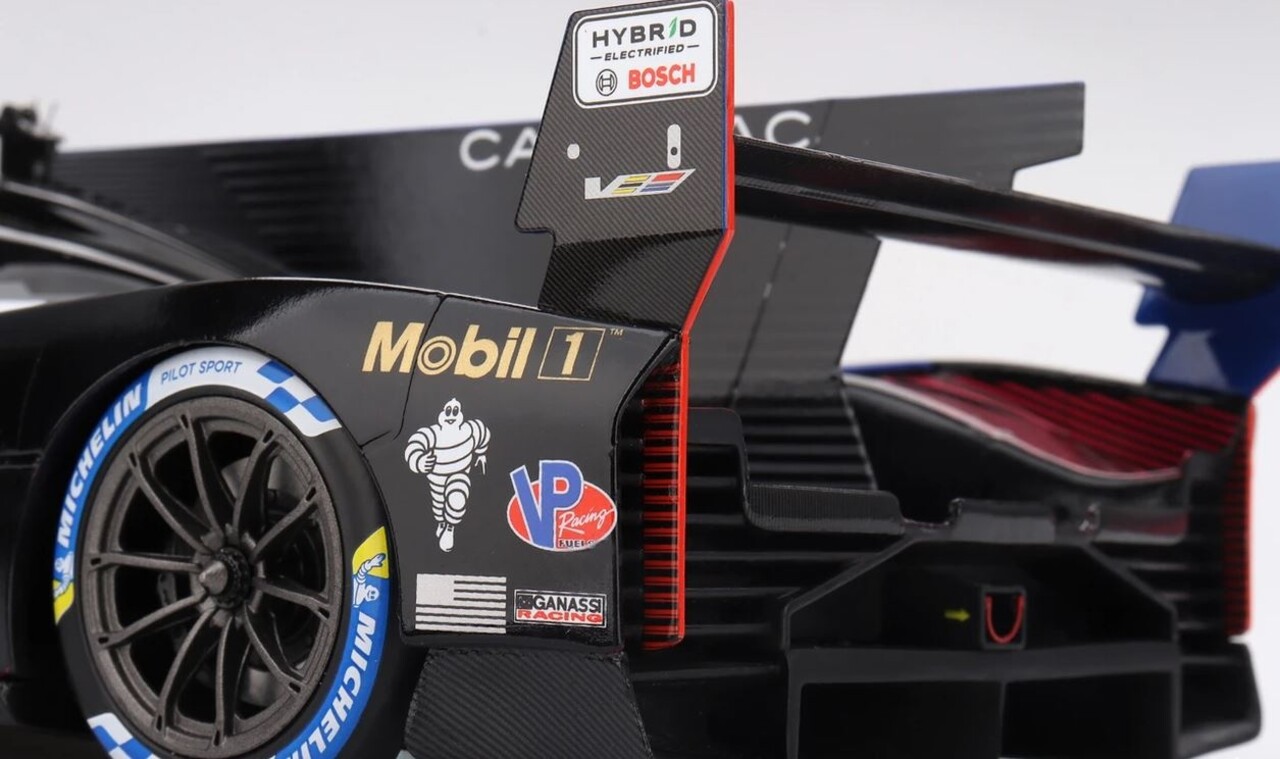 Cadillac Cadillac V-Series.R #01 IMSA Petit Le Mans Winner 2024 - 1:18 - Top Speed Cadillac Cadillac V-Series.R #01 IMSA Petit Le Mans Winner 2024 - 1:18 - Top Speed