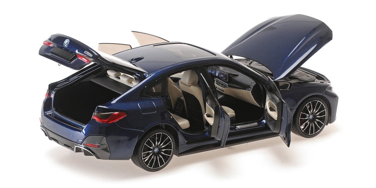 BMW BMW i4 2022 - 1:18 - Minichamps