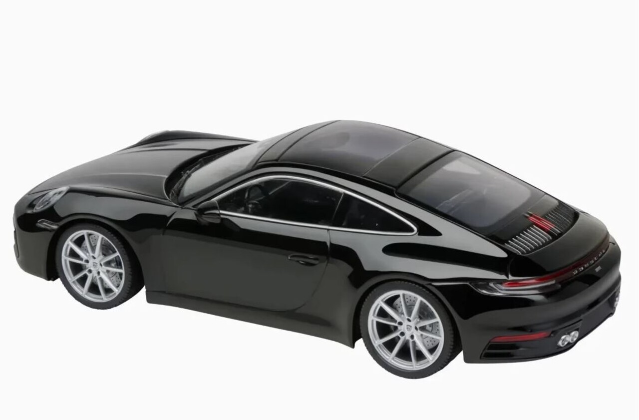Porsche Porsche 911 Carrera 4S 992 - 1:18 - Minichamps Porsche Porsche 911 Carrera 4S 992 - 1:18 - Minichamps