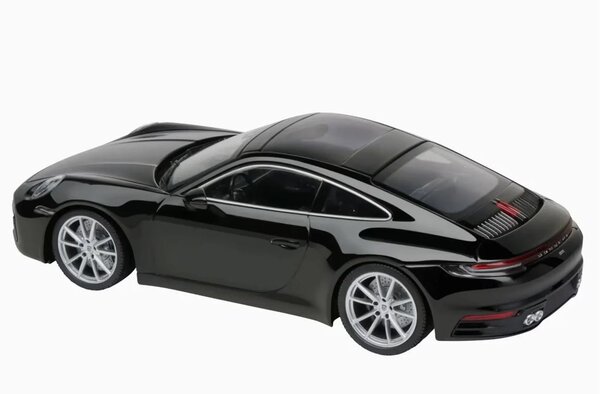 Porsche Porsche 911 Carrera 4S 992 - 1:18 - Minichamps Porsche Porsche 911 Carrera 4S 992 - 1:18 - Minichamps
