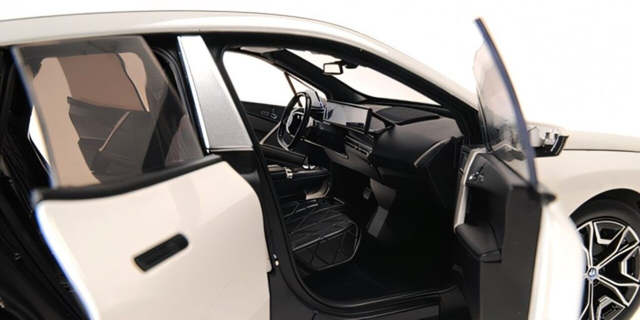BMW BMW iX 2022 - 1:18 - Minichamps BMW BMW iX 2022 - 1:18 - Minichamps