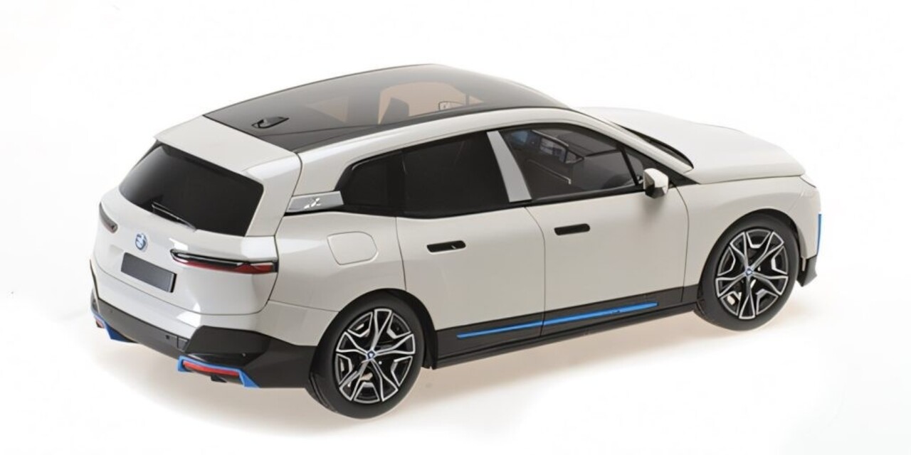 BMW BMW iX 2022 - 1:18 - Minichamps BMW BMW iX 2022 - 1:18 - Minichamps