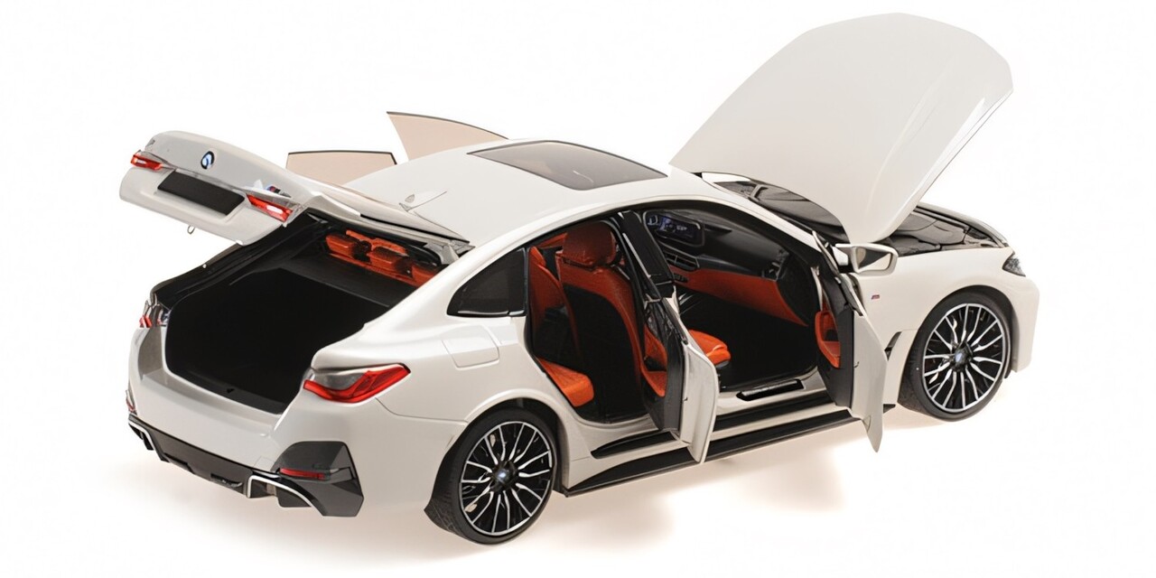 BMW BMW i4 2022 - 1:18 - Minichamps BMW BMW i4 2022 - 1:18 - Minichamps