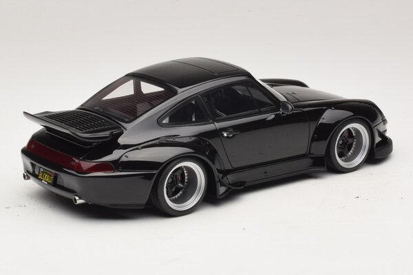 Porsche Porsche 911/993 RWB Blackaut 2012 - 1:18 - GT Spirit Porsche Porsche 911/993 RWB Blackaut 2012 - 1:18 - GT Spirit