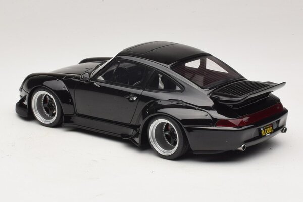 Porsche Porsche 911/993 RWB Blackaut 2012 - 1:18 - GT Spirit Porsche Porsche 911/993 RWB Blackaut 2012 - 1:18 - GT Spirit