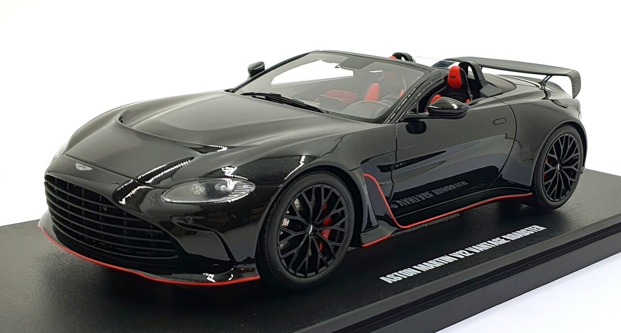 Aston Martin Aston Martin V12 Vantage Roadster 2023 - 1:18 - GT Spirit Aston Martin Aston Martin V12 Vantage Roadster 2023 - 1:18 - GT Spirit