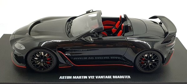 Aston Martin Aston Martin V12 Vantage Roadster 2023 - 1:18 - GT Spirit Aston Martin Aston Martin V12 Vantage Roadster 2023 - 1:18 - GT Spirit