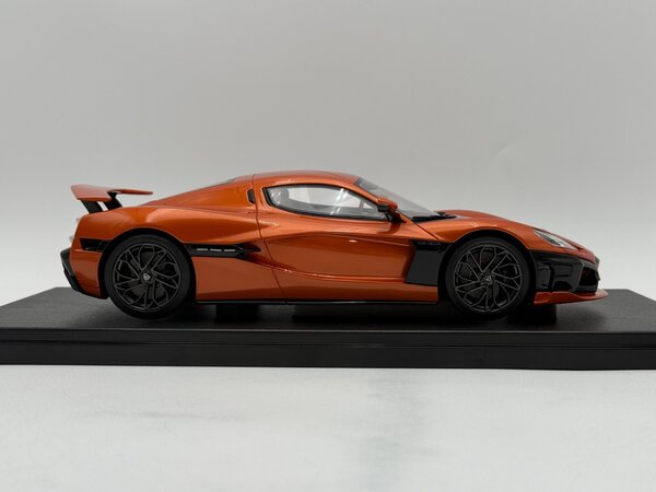 Rimac Rimac Nevera 2021 - 1:18 - GT Spirit Rimac Rimac Nevera 2021 - 1:18 - GT Spirit