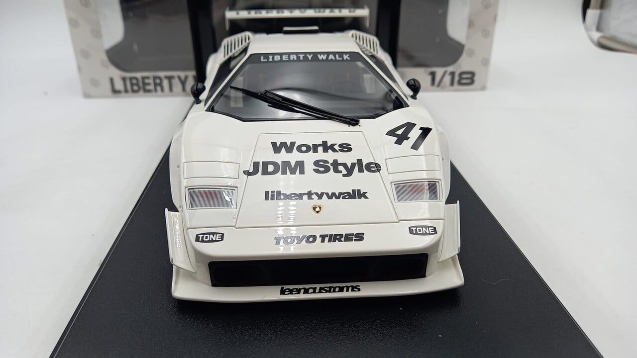Lamborghini Lamborghini Countach LB-Works 2023 #41 - 1:18 - GT Spirit Lamborghini Lamborghini Countach LB-Works 2023 #41 - 1:18 - GT Spirit