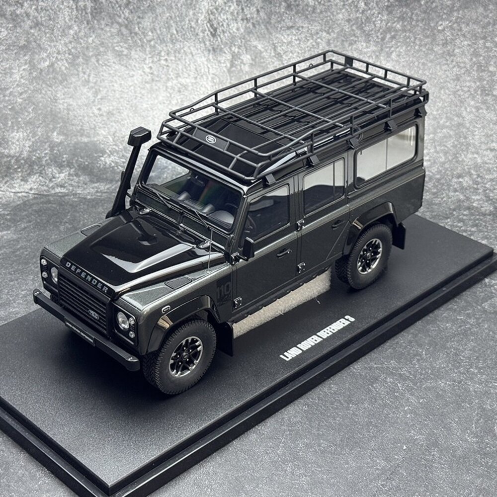 Land Rover Land Rover Defender 110 SW Adventure Edition 2016 - 1:18 - GT Spirit Land Rover Land Rover Defender 110 SW Adventure Edition 2016 - 1:18 - GT Spirit