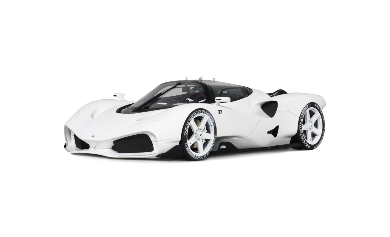 Nilu Nilu 27 V12 6.5L 2025 - 1:18 - GT Spirit Nilu Nilu 27 V12 6.5L 2025 - 1:18 - GT Spirit