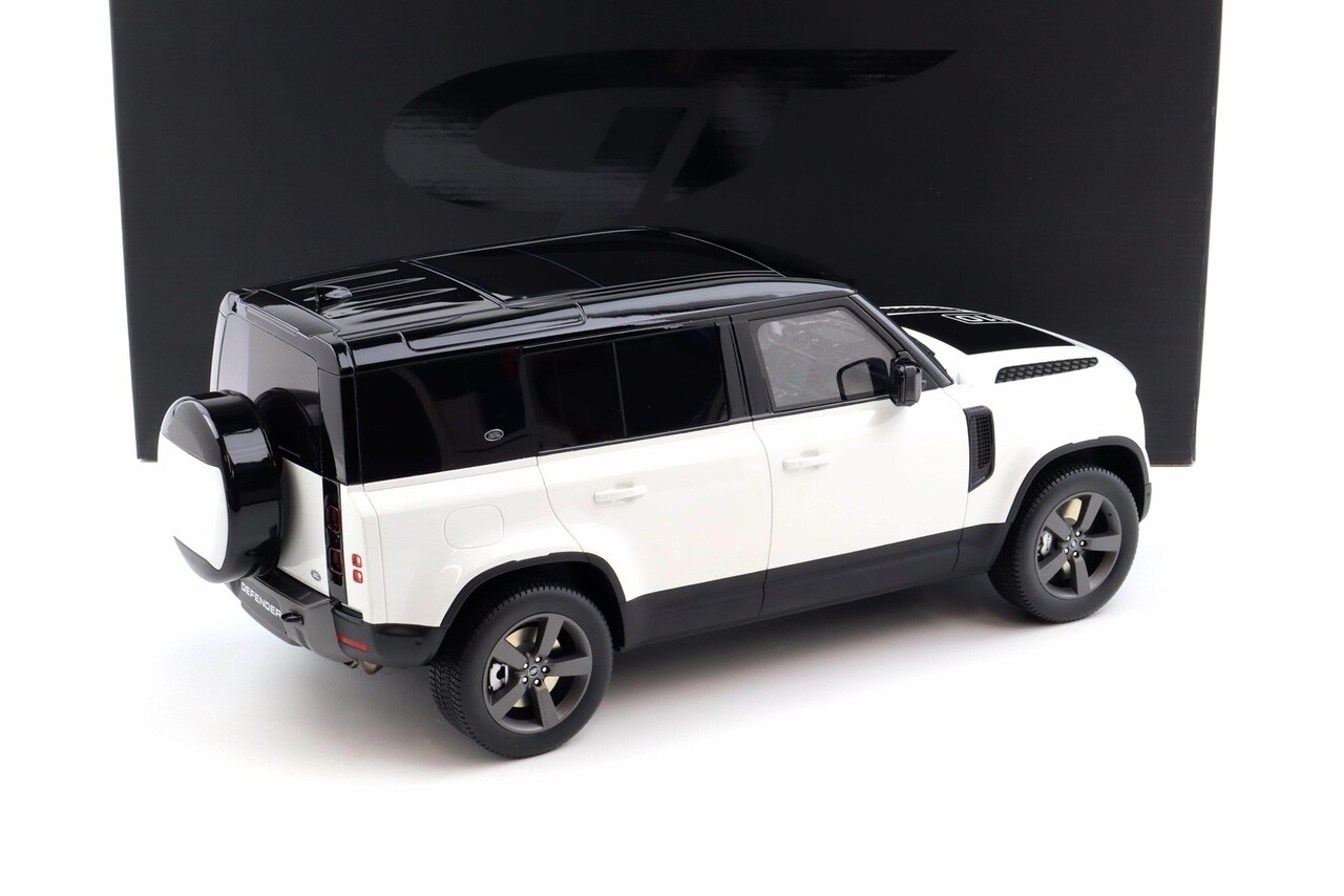 Land Rover Land Rover Defender 110 P400X 2021 - 1:12 - GT Spirit Land Rover Land Rover Defender 110 P400X 2021 - 1:12 - GT Spirit