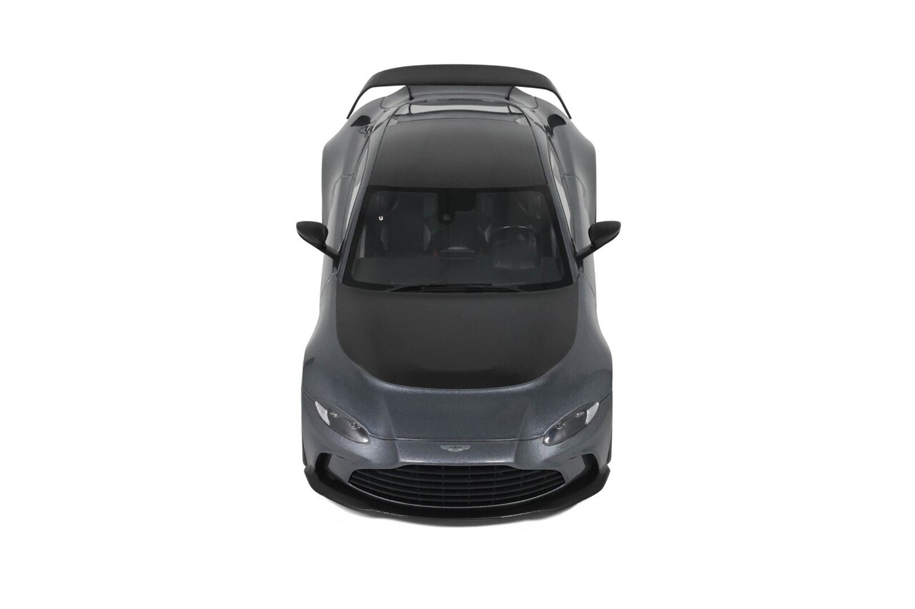 Aston Martin Aston Martin Vantage V12 2023 - 1:18 - GT Spirit Aston Martin Aston Martin Vantage V12 2023 - 1:18 - GT Spirit