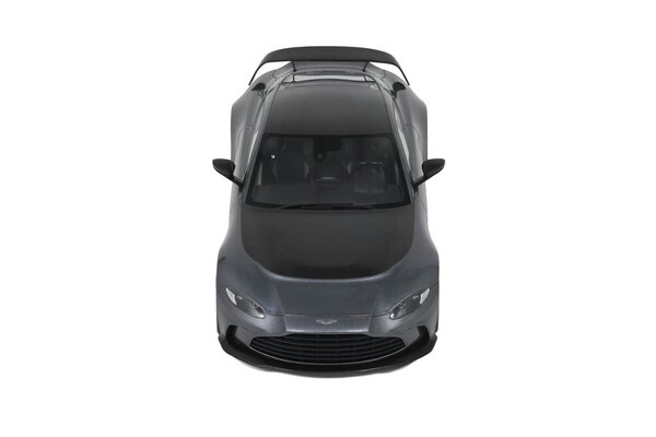 Aston Martin Aston Martin Vantage V12 2023 - 1:18 - GT Spirit Aston Martin Aston Martin Vantage V12 2023 - 1:18 - GT Spirit