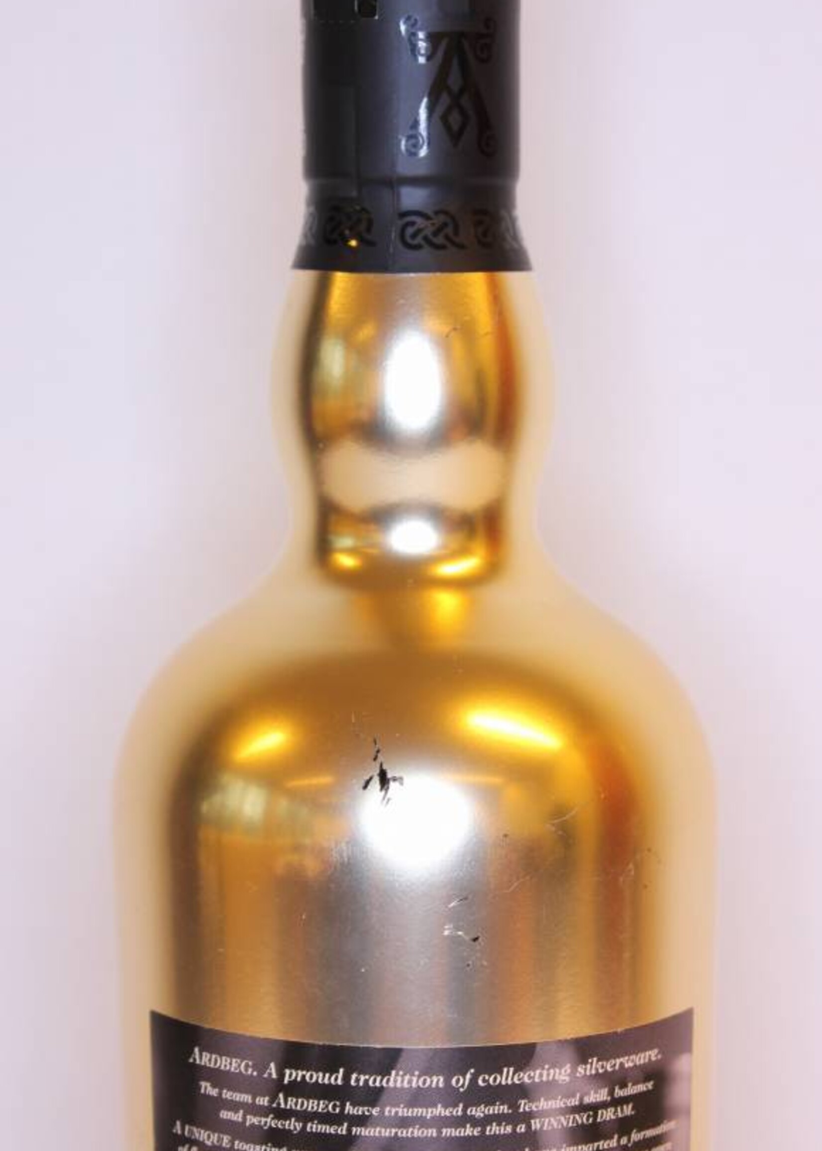 Ardbeg Ardbeg Auriverdes Gold 49.9%