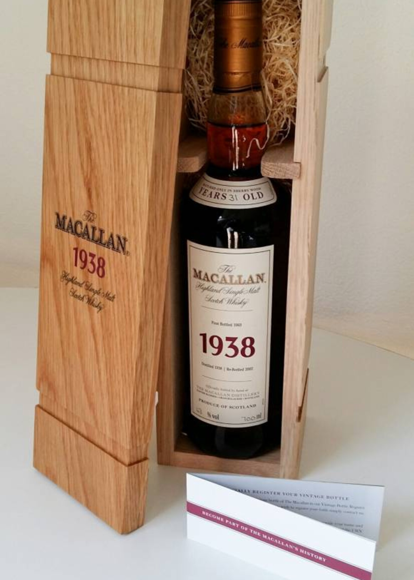 The Macallan Macallan 31 Years Old 1938 1969 (Re-Bottled 2002) Fine & Rare 43% (in OWC)