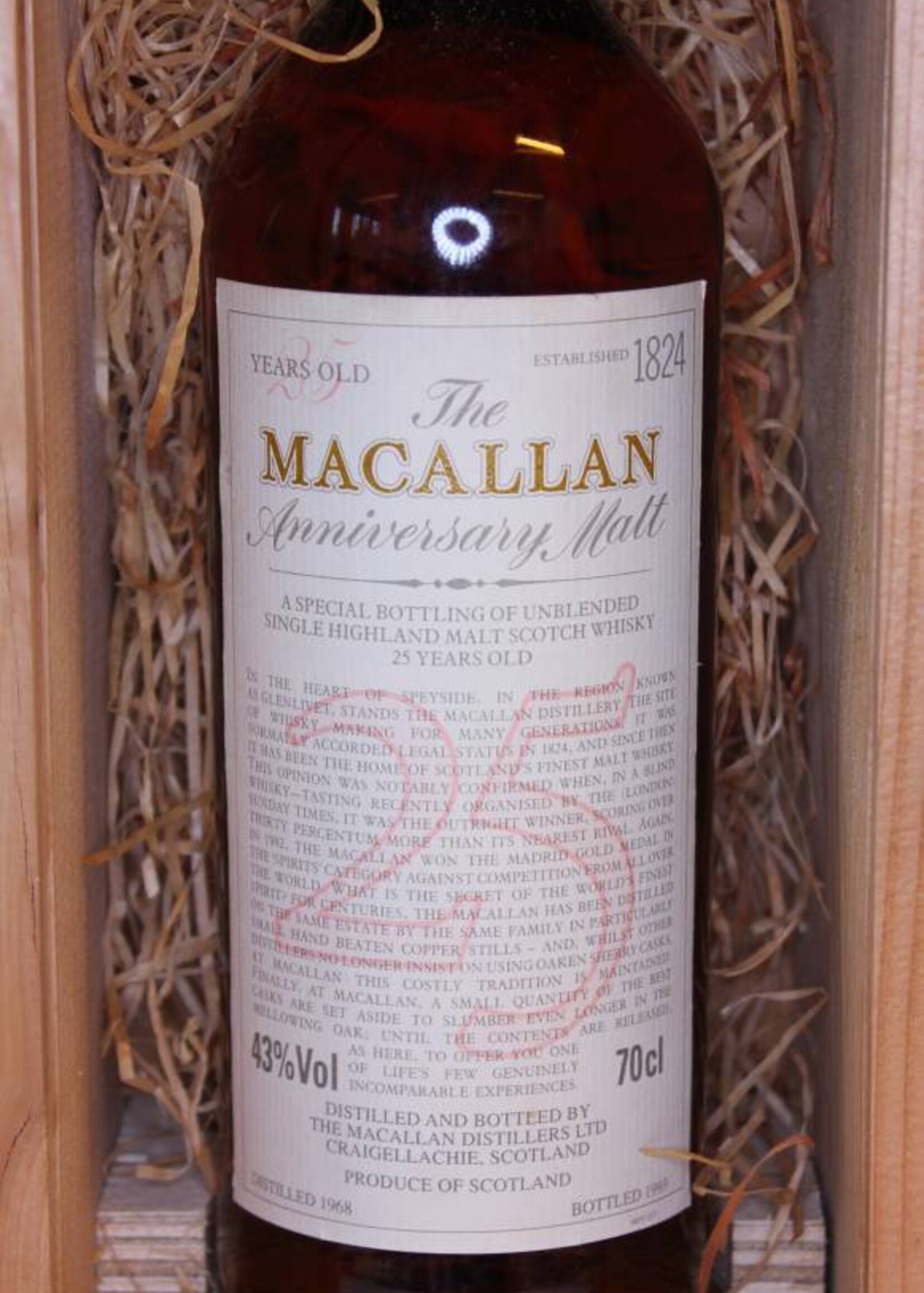 The Macallan Macallan 25 Years Old 1968 1993 The Anniversary Malt 43% (in OWC)