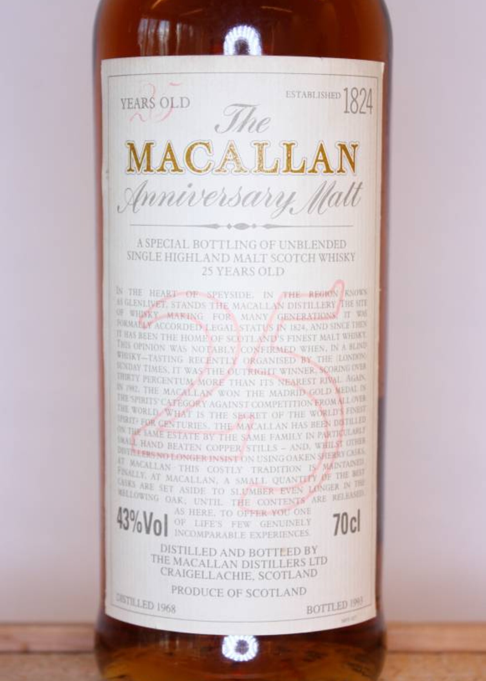 The Macallan Macallan 25 Years Old 1968 1993 The Anniversary Malt 43% (in OWC)