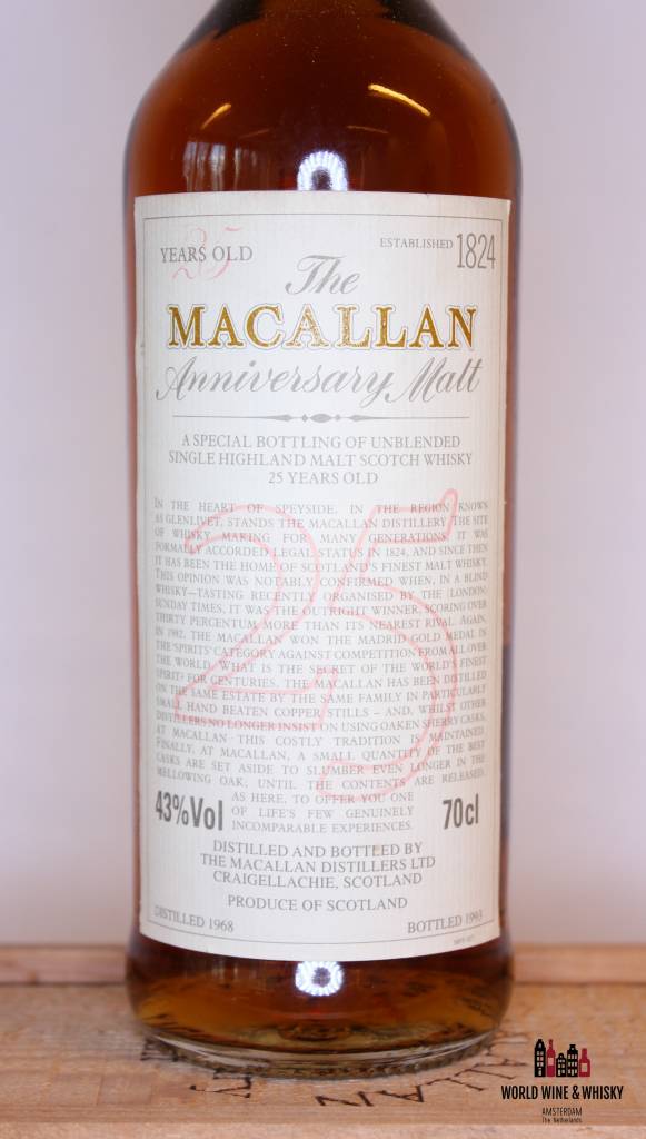 Macallan 25 Years Old 1968 1993 The Anniversary Malt 43% (in Macallan 25 Years Old 1968 1993 The Anniversary Malt 43% (in