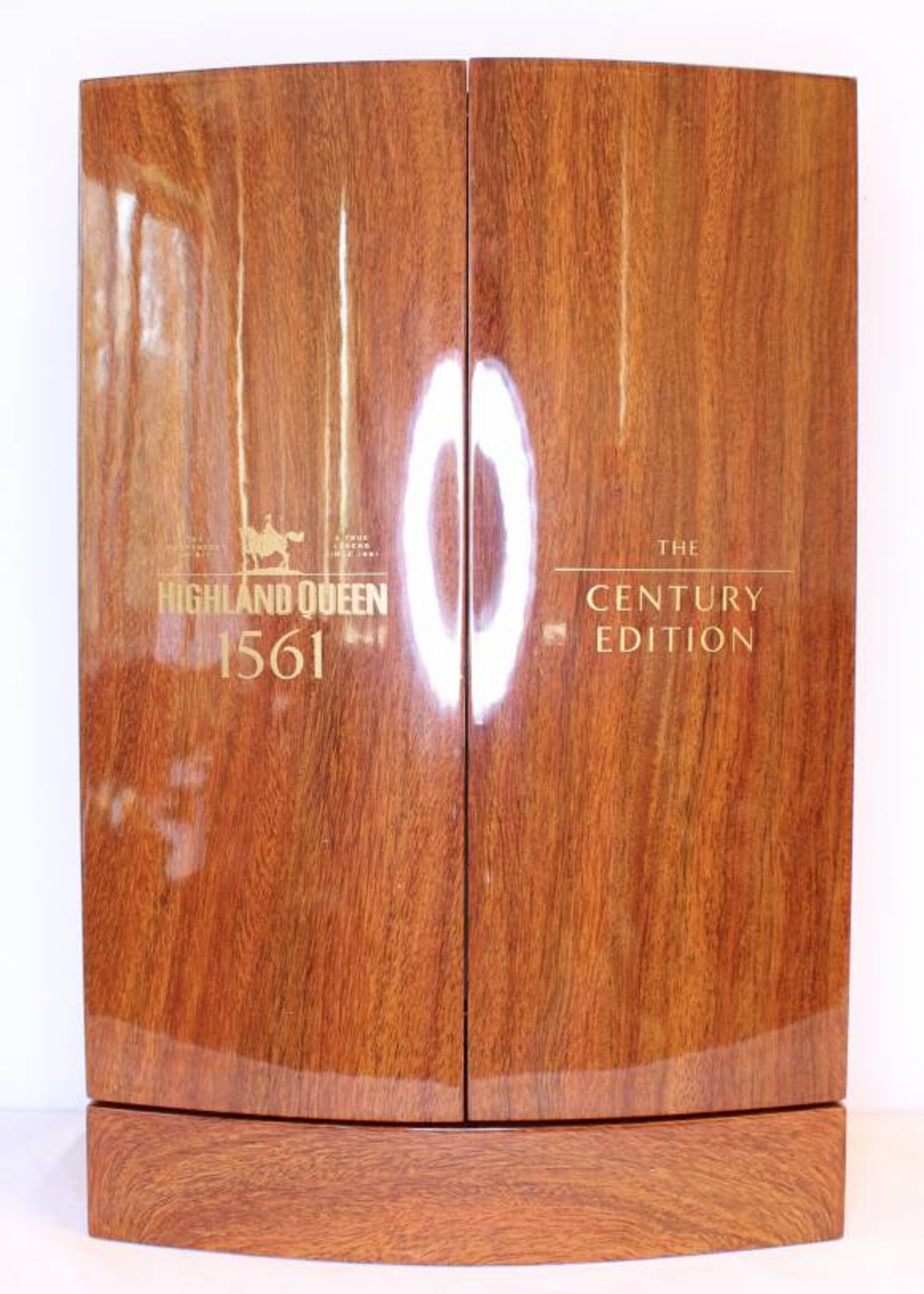Highland Queen Highland Queen '1561 – The Century Edition’ 50 Years Old (blended), 52 Years Old (single malt) 40%