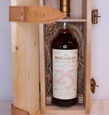 Macallan Macallan 25 Years Old 1968 1994 The Anniversary Malt 43% (in OWC)