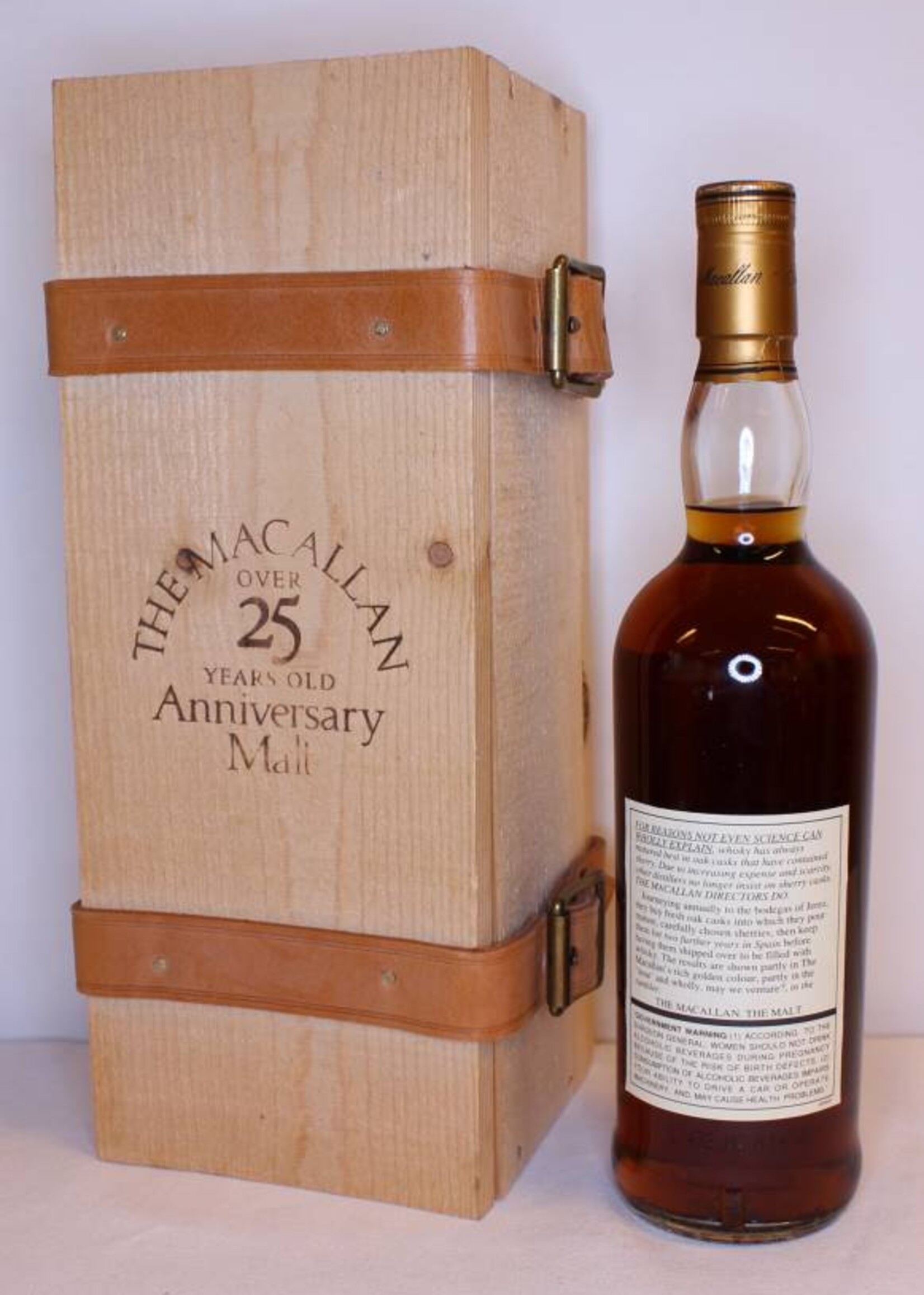 The Macallan Macallan 25 Years Old 1968 1994 The Anniversary Malt 43% (in OWC)