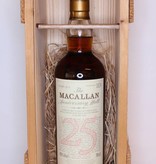 Macallan Macallan 25 Years Old 1974 1999 The Anniversary Malt 43% (in OWC)