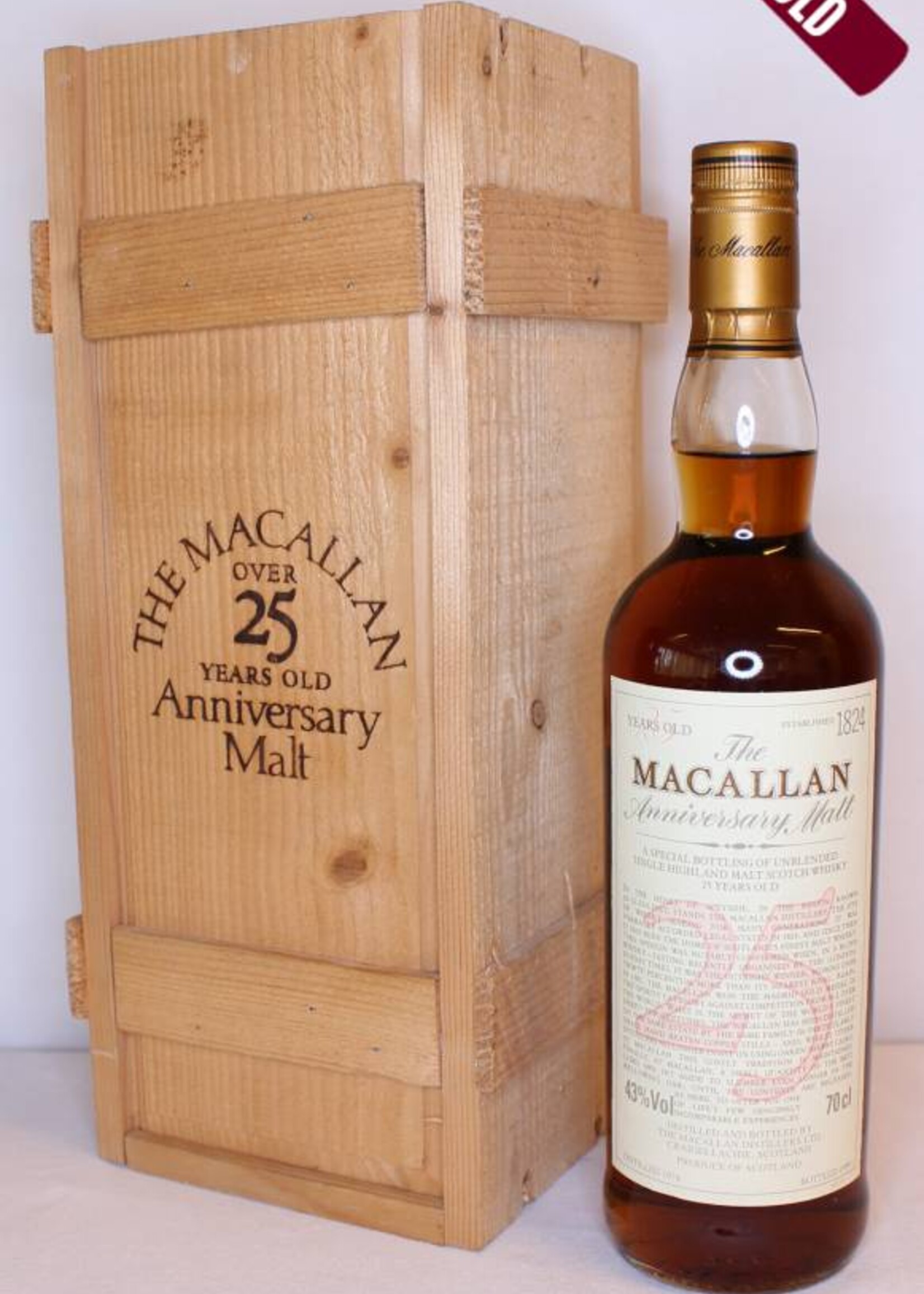 The Macallan Macallan 25 Years Old 1974 1999 The Anniversary Malt 43% (in OWC)