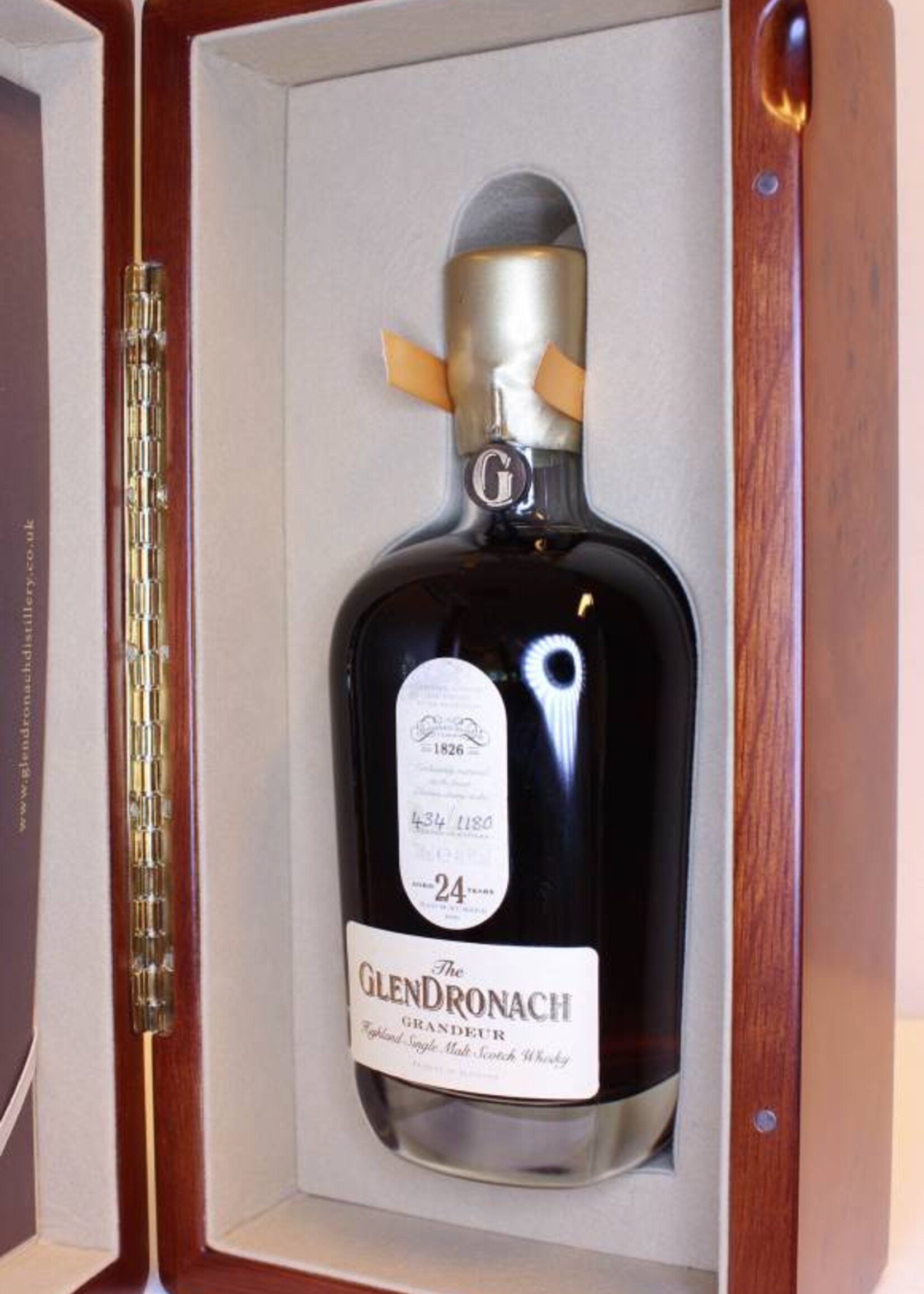 Glendronach Glendronach 24 Years Old 1990 2014 Grandeur Batch 006 48.9%