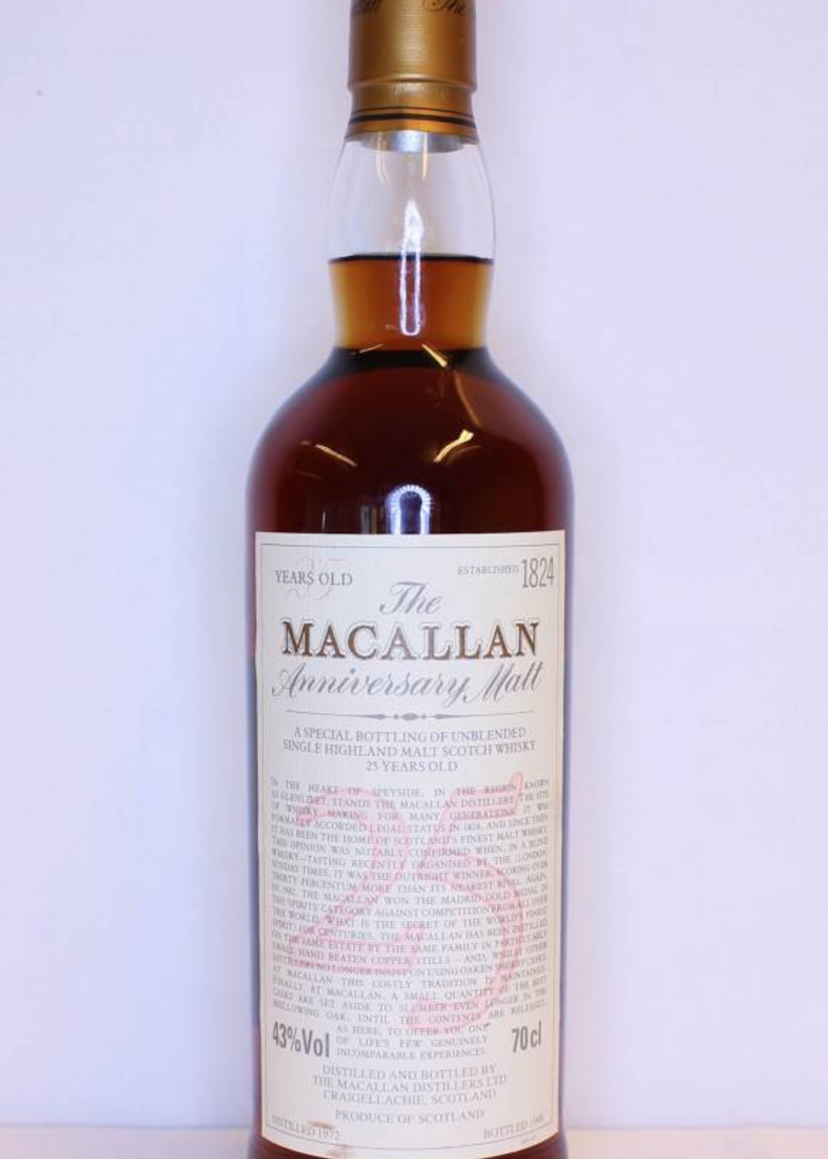 The Macallan Macallan 25 Years Old 1972 1998 The Anniversary Malt 43% (without wooden box)