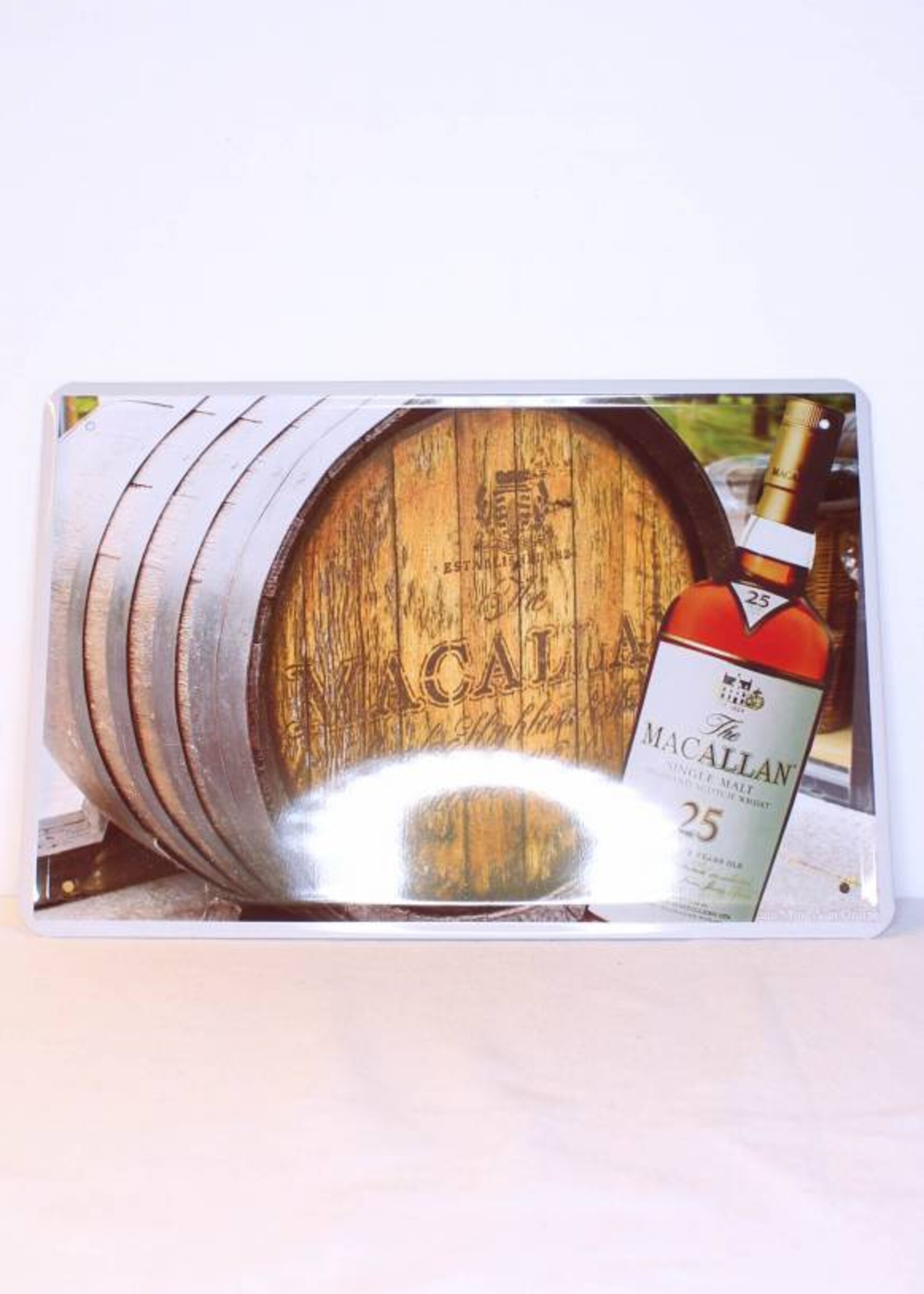 The Macallan IJzeren Macallan 25 Years Old Single Malt Scotch Whisky reclamebord (cask)