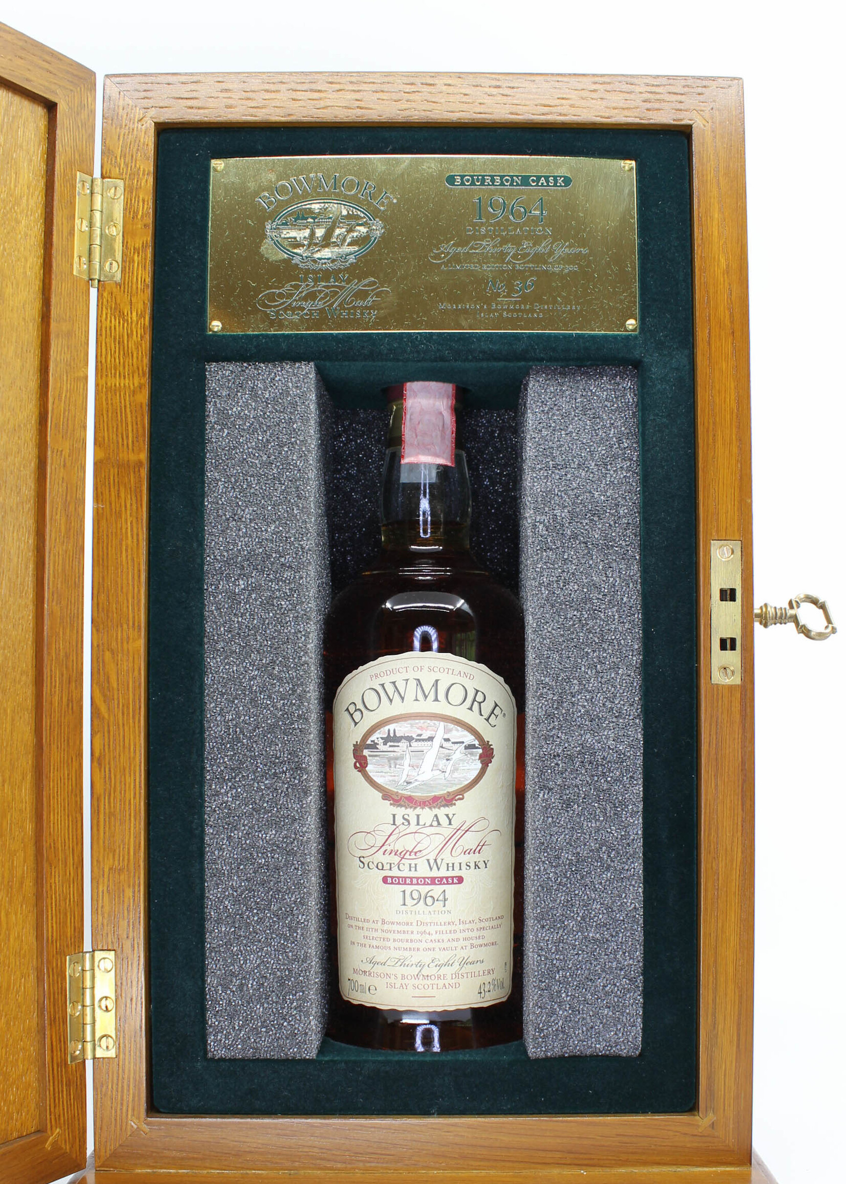 Bowmore Bowmore 38 Years Old 1964 2003 Bourbon Cask - The Trilogy Series 43.2%