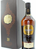 Glenfiddich Glenfiddich 30 Years Old - Cask Selection 00045 43% (in luxury case)