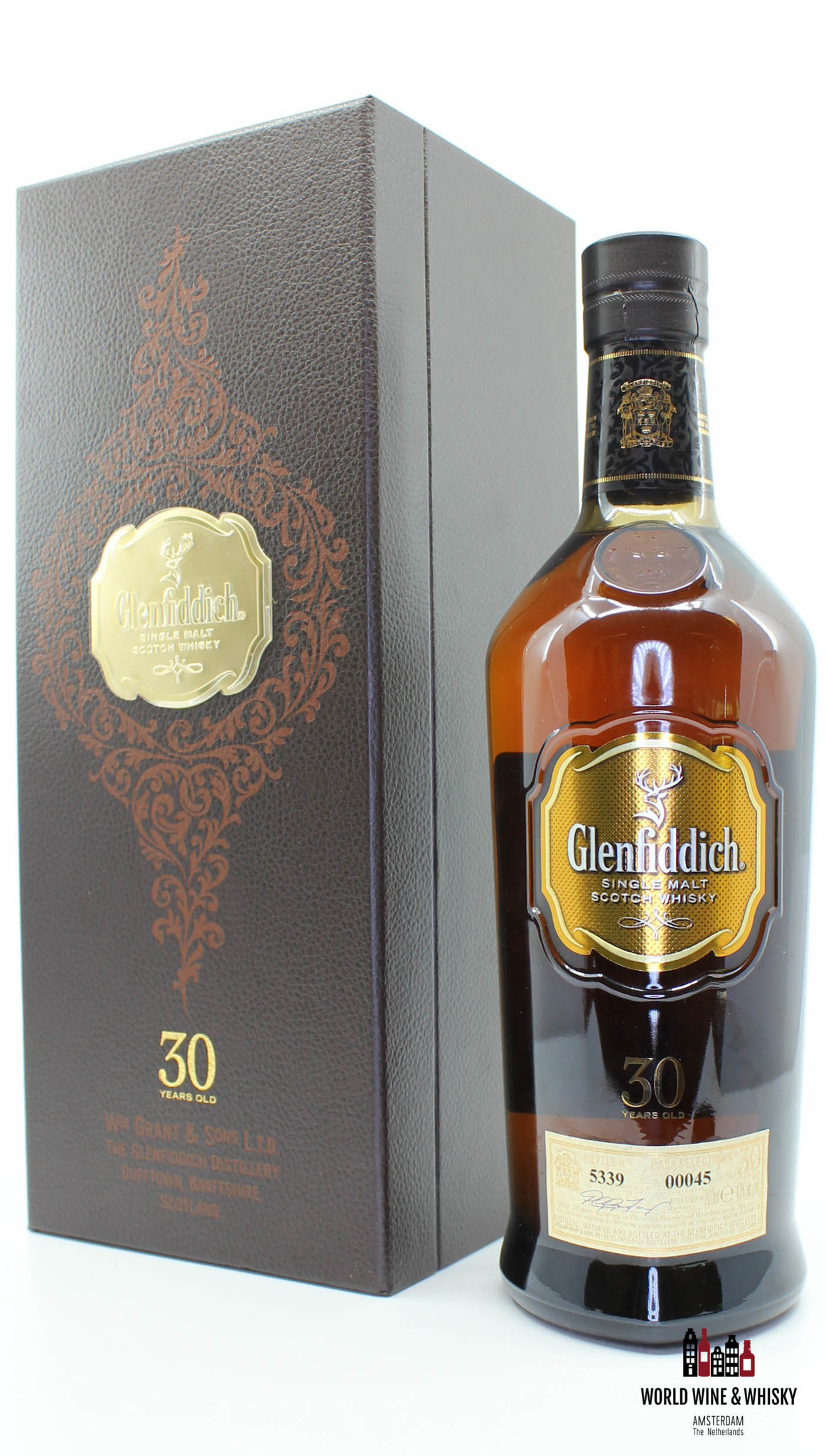 Glenfiddich Glenfiddich 30 Years Old - Cask Selection 00045 43% (in luxury case)