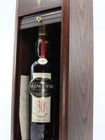 Glengoyne Glengoyne 30 Years Old 43% (in a big luxury wooden case)