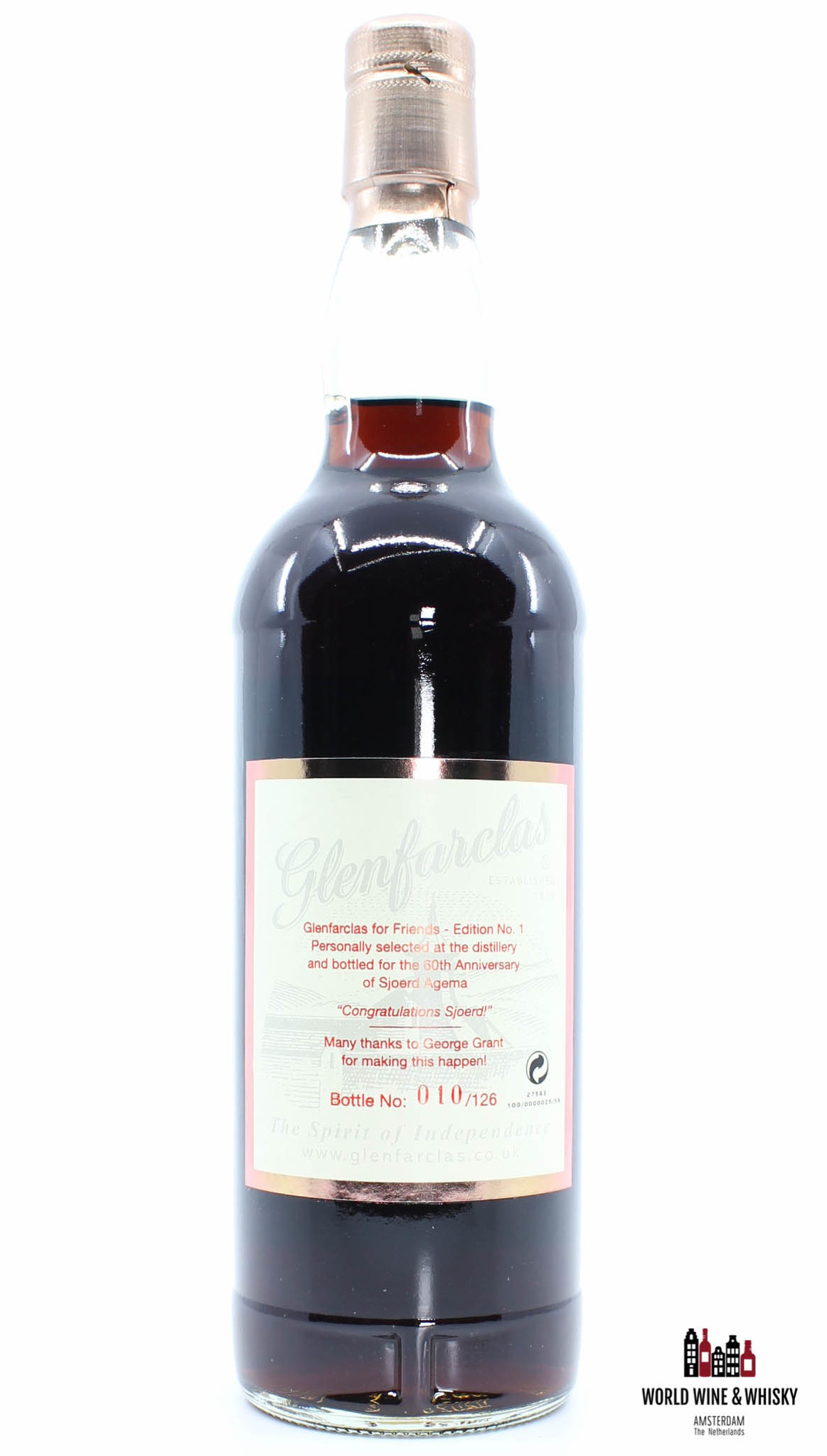 Glenfarclas Glenfarclas 36 Years Old 1968 2004 - Cask 688 - For Friends Edition No. 1 50.1% (1 of 126)