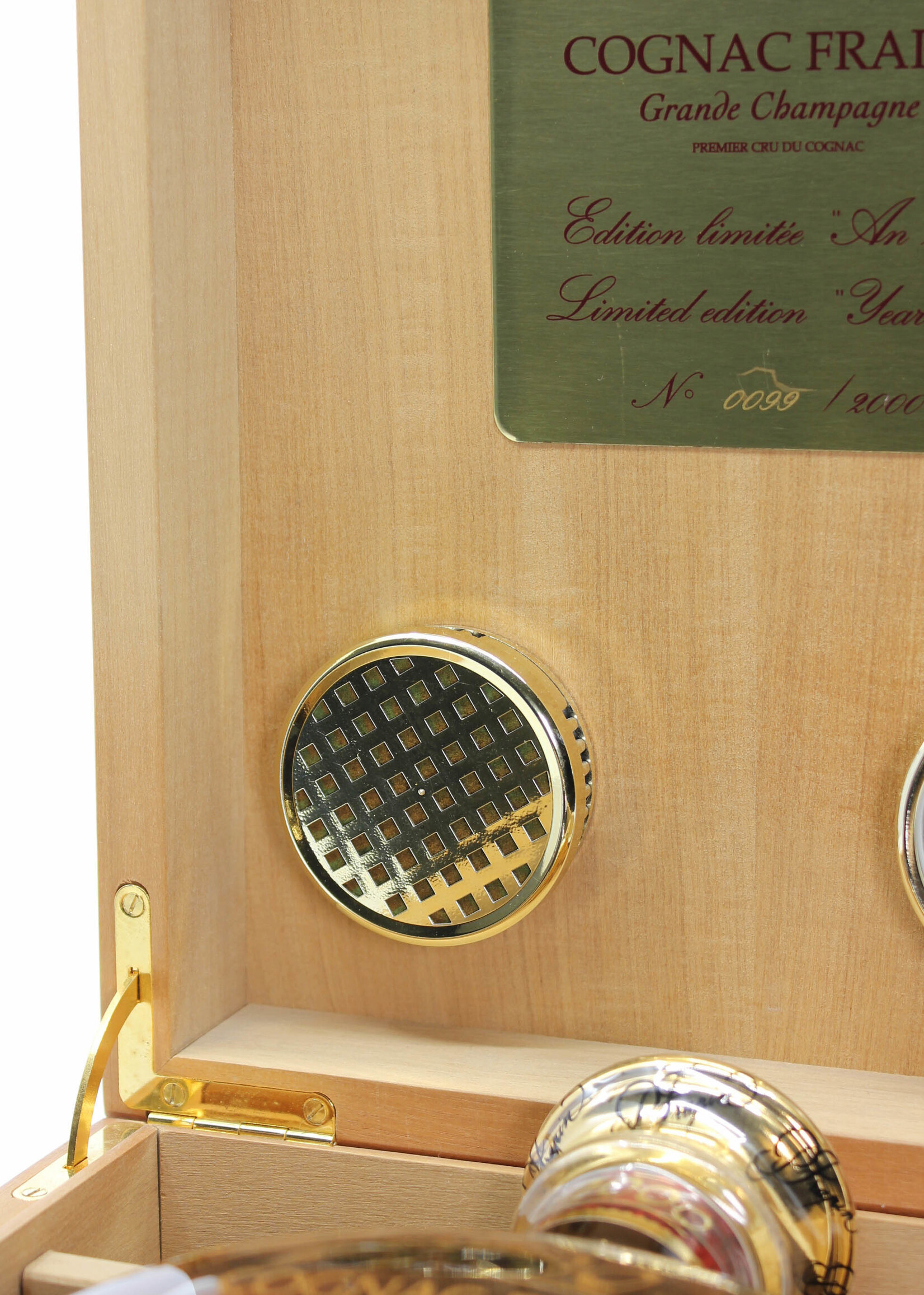 Frapin Cognac Frapin - Grande Champagne - V.I.P. XO 2000 in OWC (24K gold gilded)