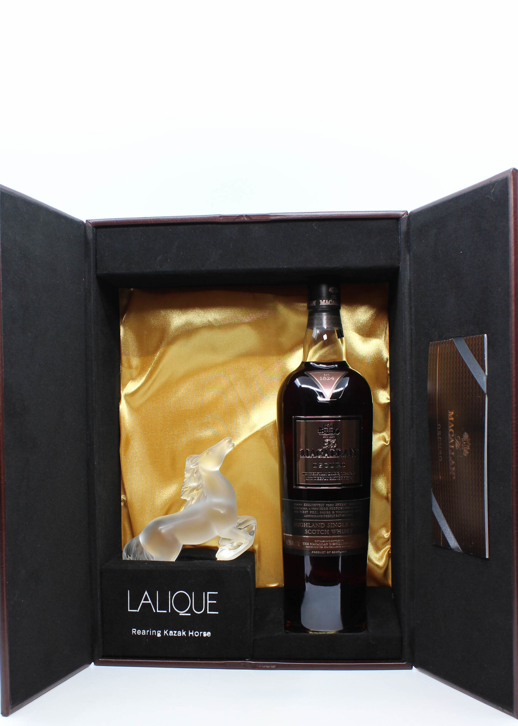 The Macallan Macallan Oscuro - Lalique Rearing Kazak Horse - Travel Retail Exclusive 46.5% (one of 300 sets)