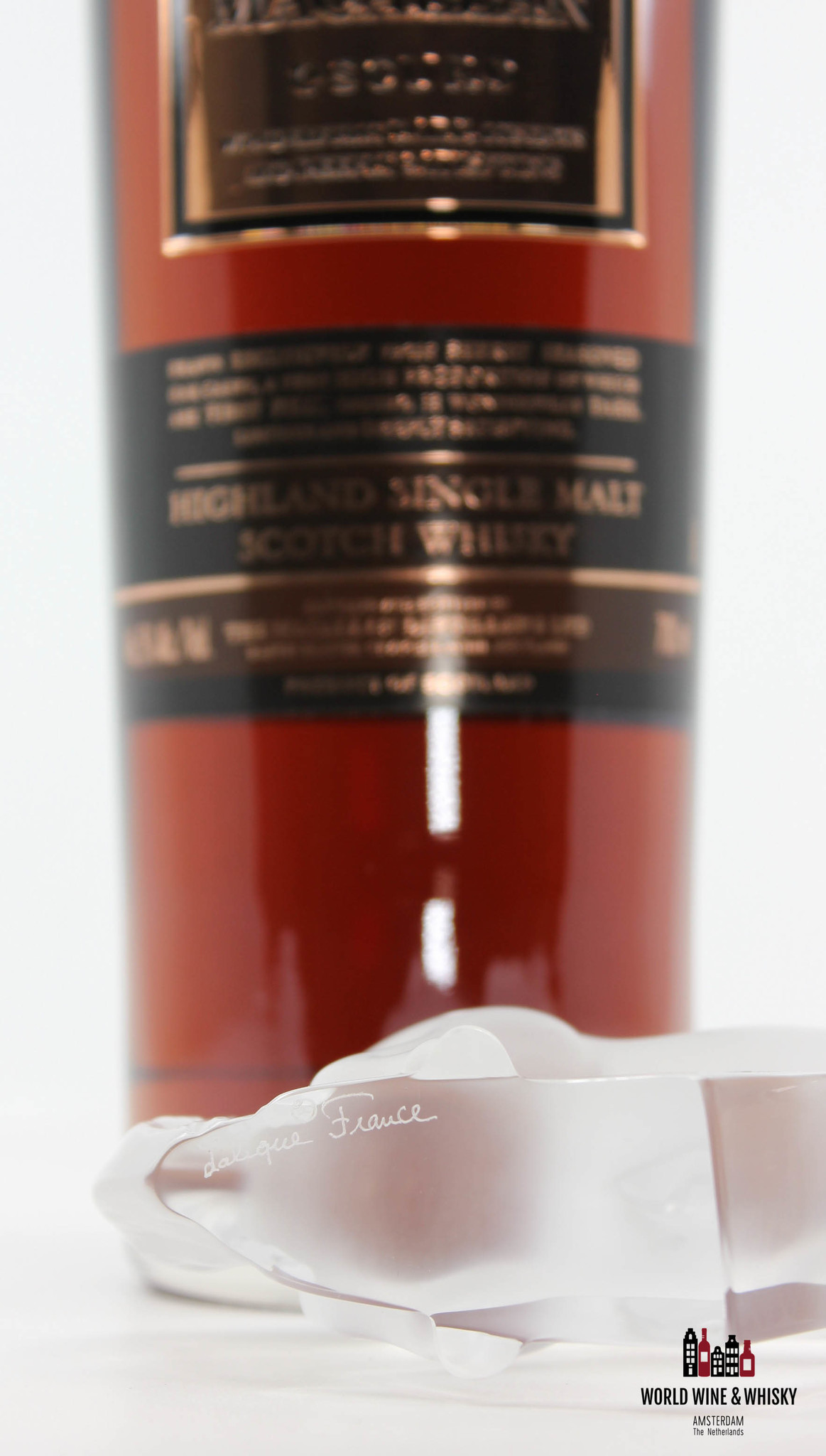 Macallan Macallan Oscuro - Lalique Rearing Kazak Horse - Travel Retail Exclusive 46.5% (one of 300 sets)