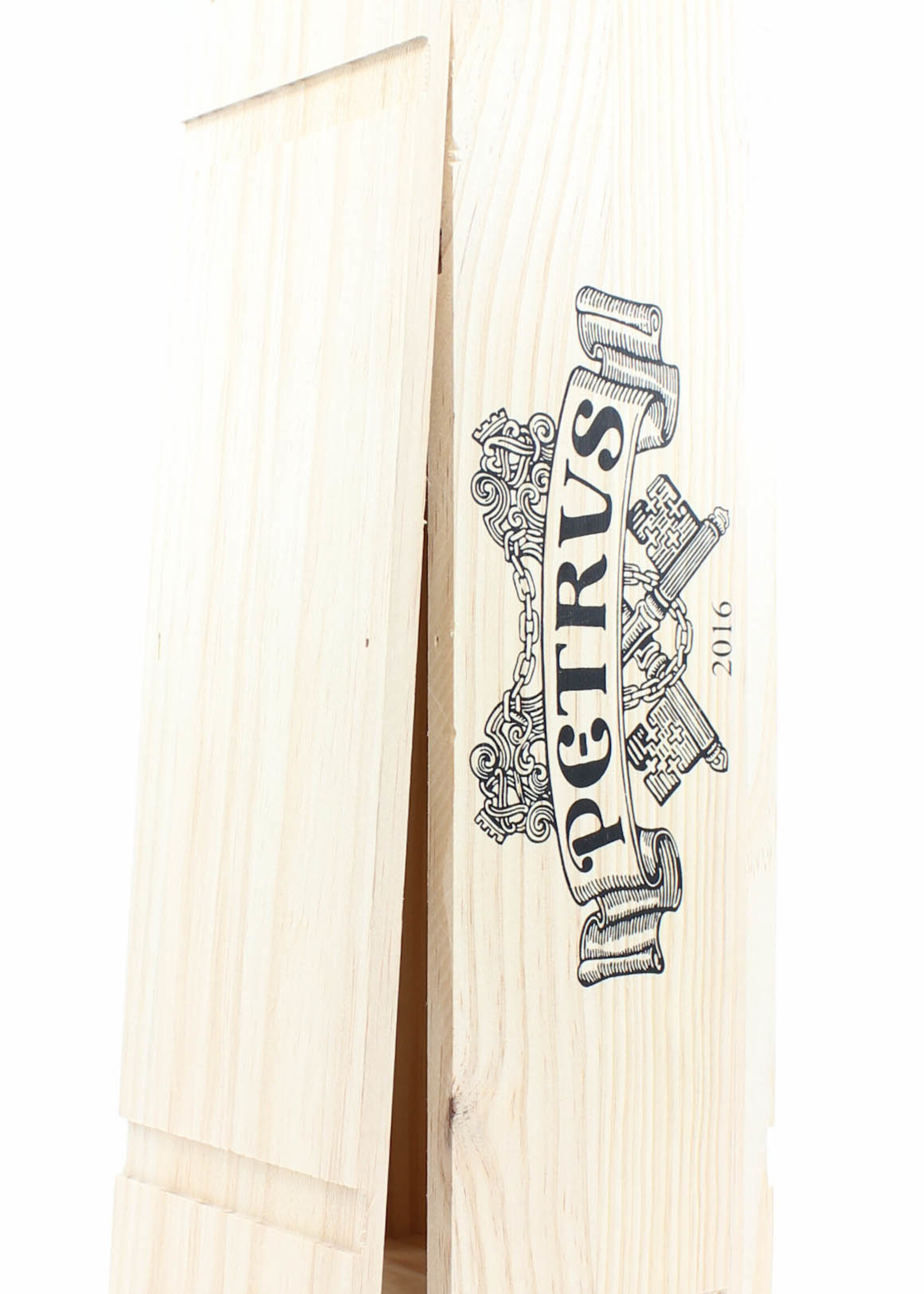 Chateau Petrus Chateau Petrus 2016 in OWC (100 Parker Points)